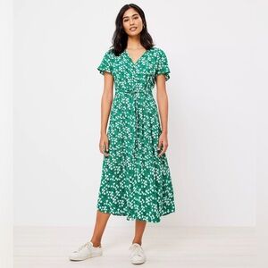 LOFT Size 4 Green Floral Flutter Sleeve Midi Button Up Dress